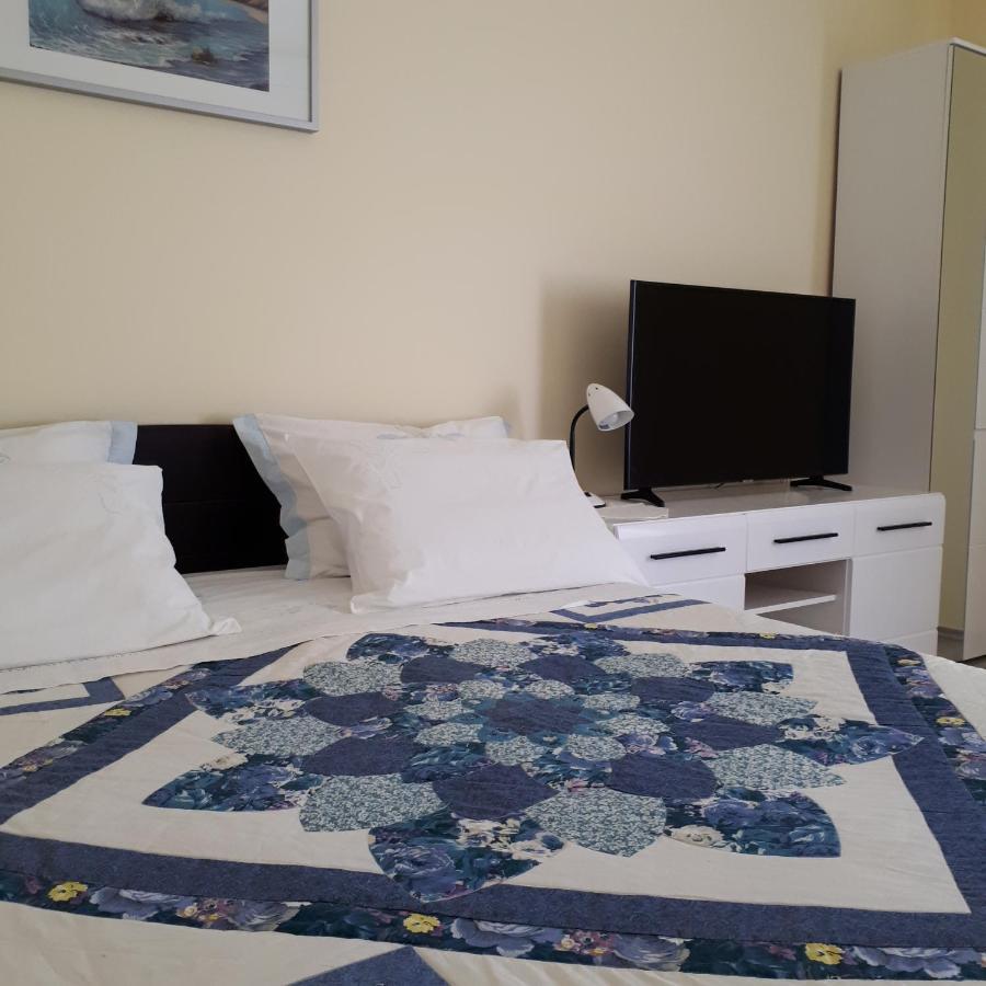 Zora Apartment *